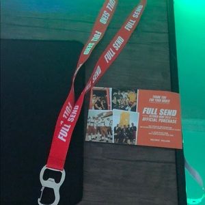 Nelk lanyard